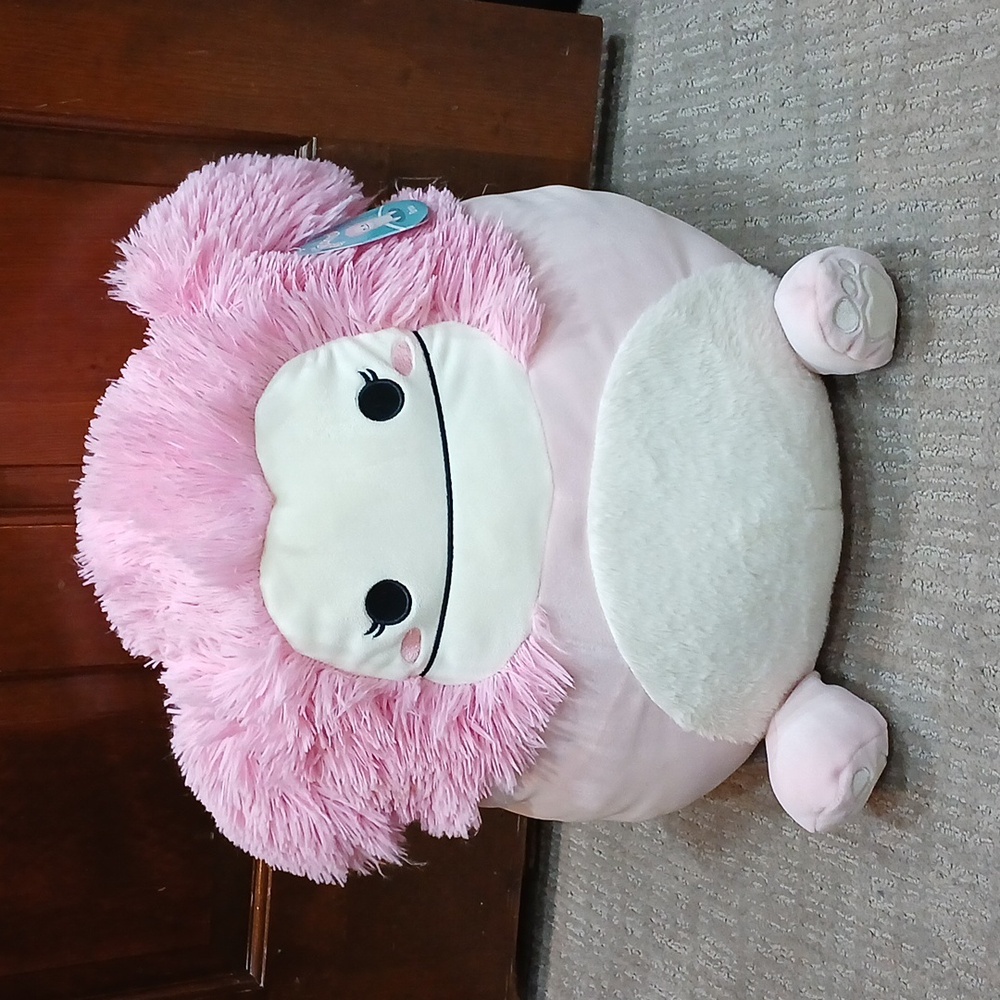 NWT Brina the bigfoot squishmallow